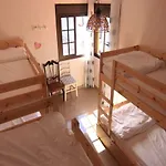 Arena Nest بيت شباب *