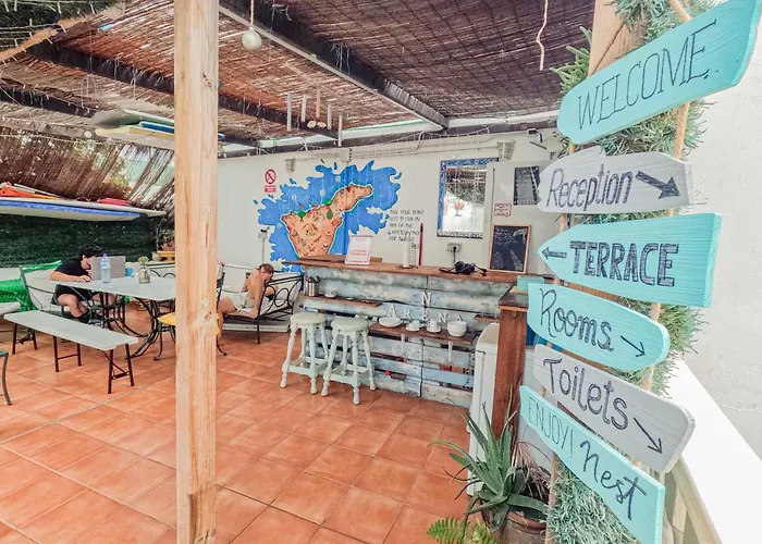 Arena Nest Puerto de Santiago