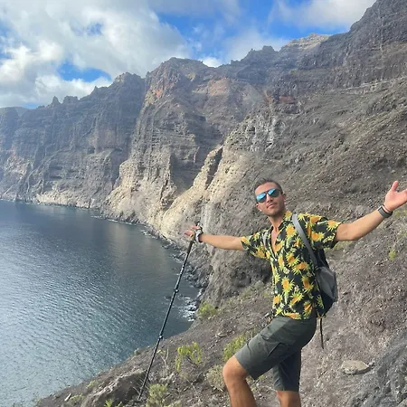 Arena Nest אכסניה *